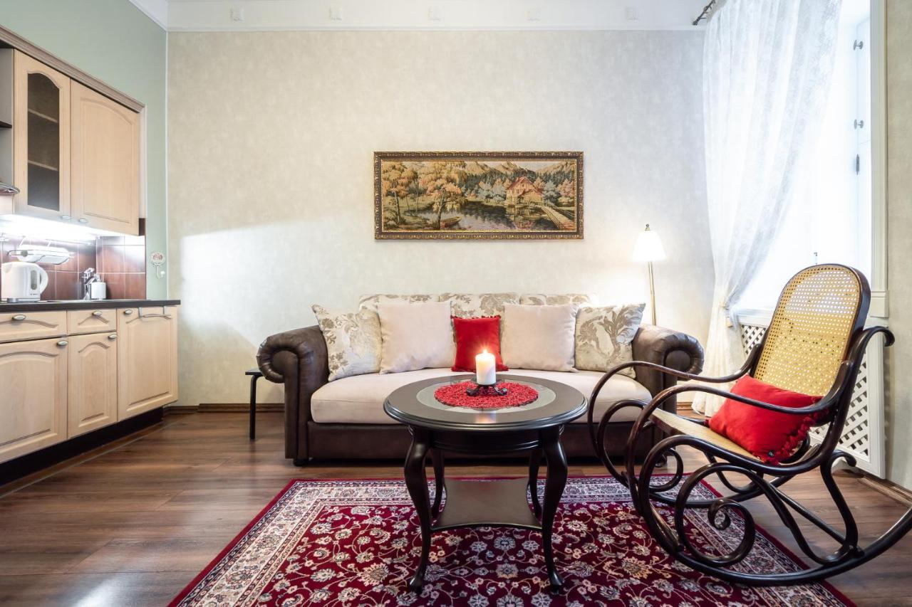 Classic Apartments In Old Town Tallinn Exterior photo