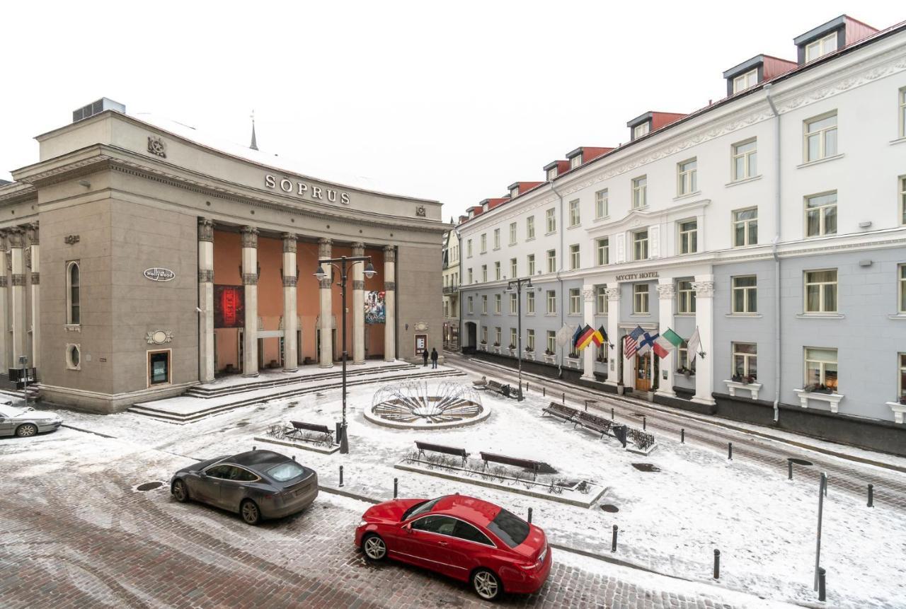 Classic Apartments In Old Town Tallinn Exterior photo